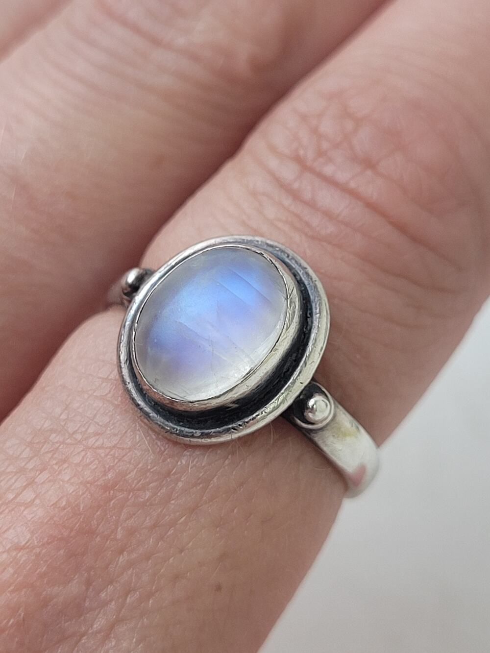 Sterling Silver Oval Rainbow Moonstone Ring Sz 7